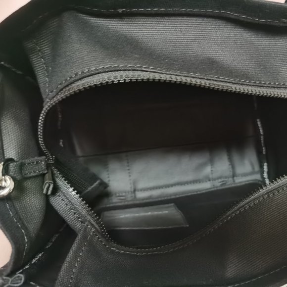 Marc Jacobs The Medium Tote Bag Black - Picture 8 of 9